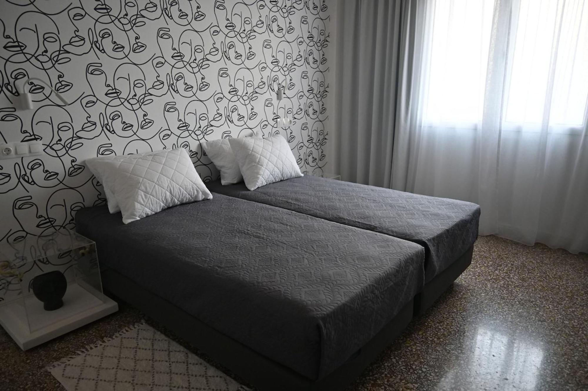 Haris 303 Apartment By Vpn Accomodation Aten Exteriör bild